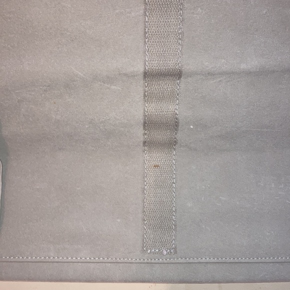 Stackers by LC Designs Hanging Jewelry Organizer Velcro Storage Grey - Picture 5 of 10